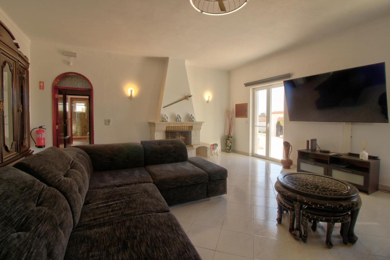 Amadeus Villa مونكاراباشو المظهر الخارجي الصورة