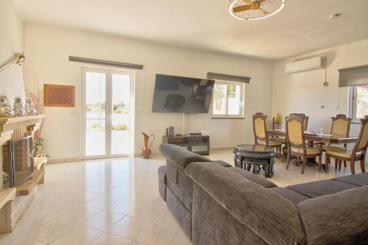 Amadeus Villa مونكاراباشو المظهر الخارجي الصورة