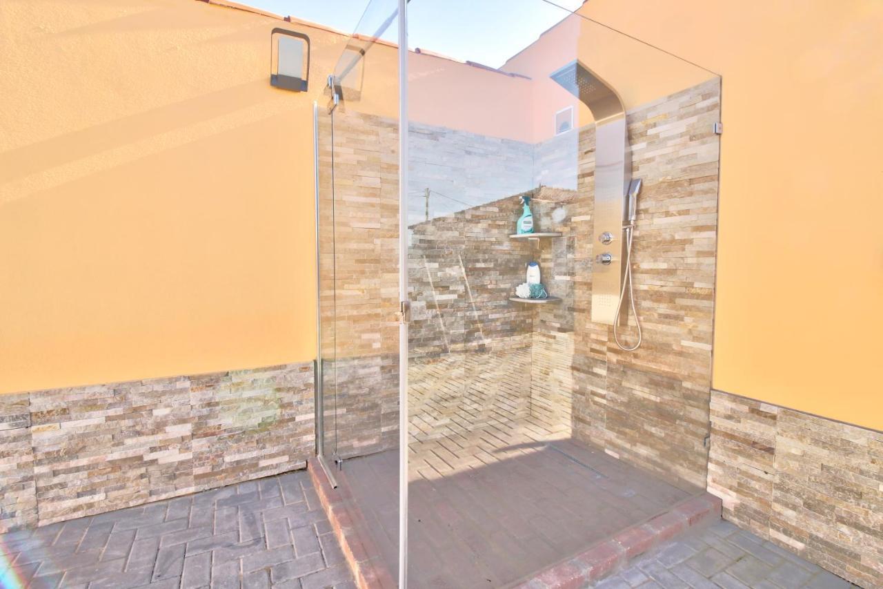 Amadeus Villa مونكاراباشو المظهر الخارجي الصورة